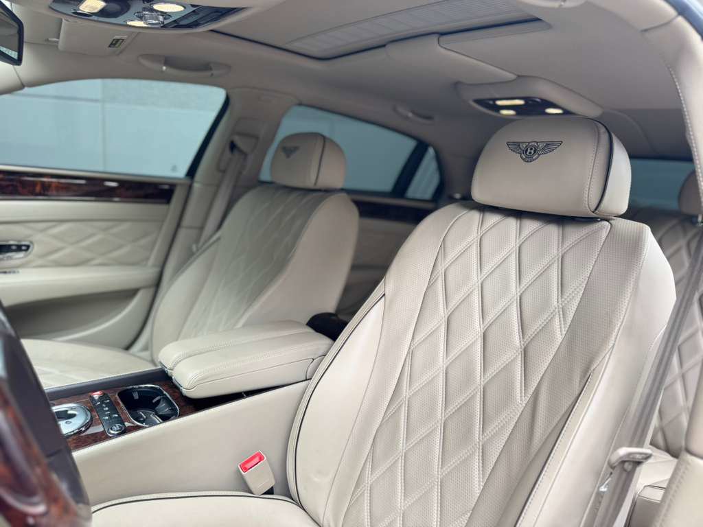 Used 2015 Bentley Flying Spur W12 AWD/4WD image 38