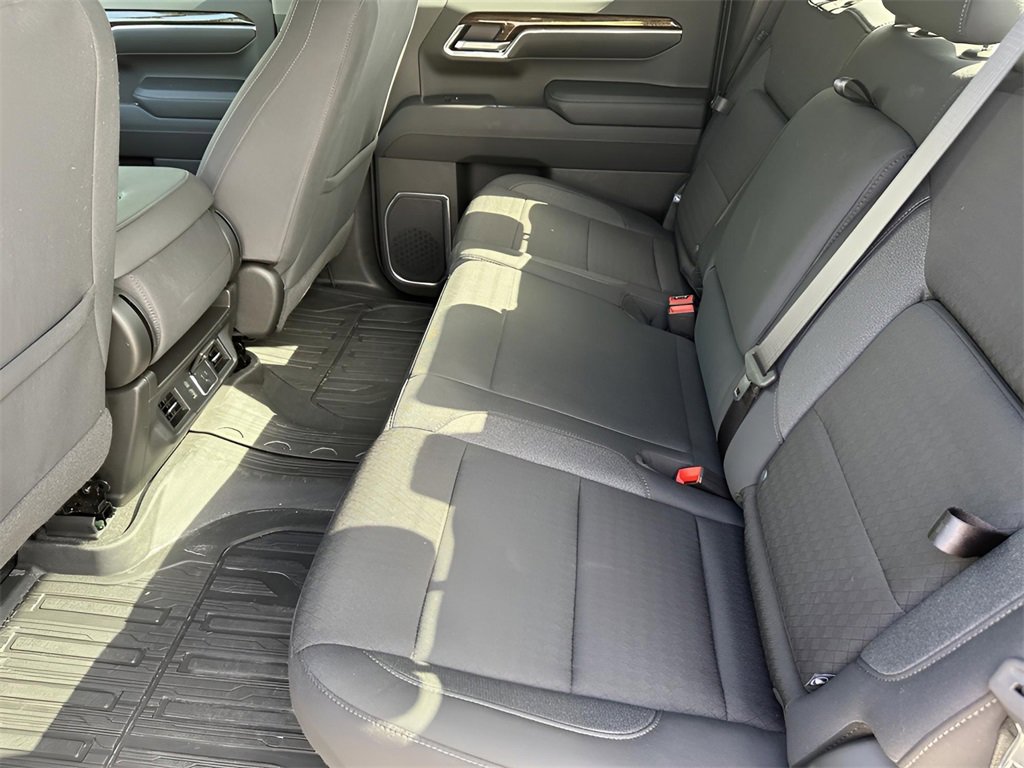 New 2025 GMC Sierra 1500 Elevation image 41