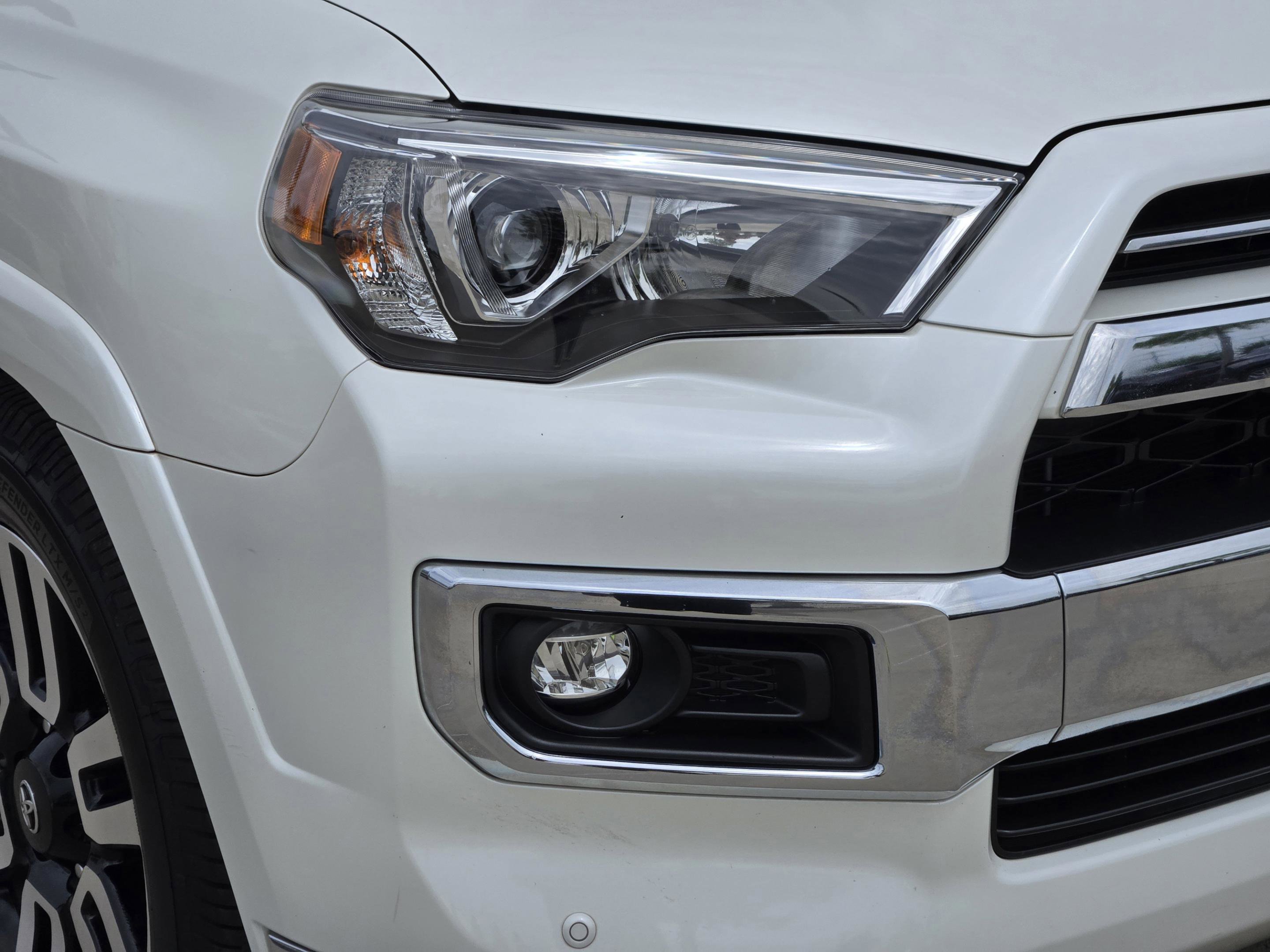 Used 2022 Toyota 4Runner Limited RWD image 11