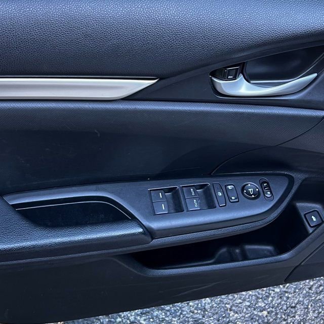 Used 2020 Honda Civic Sport image 14