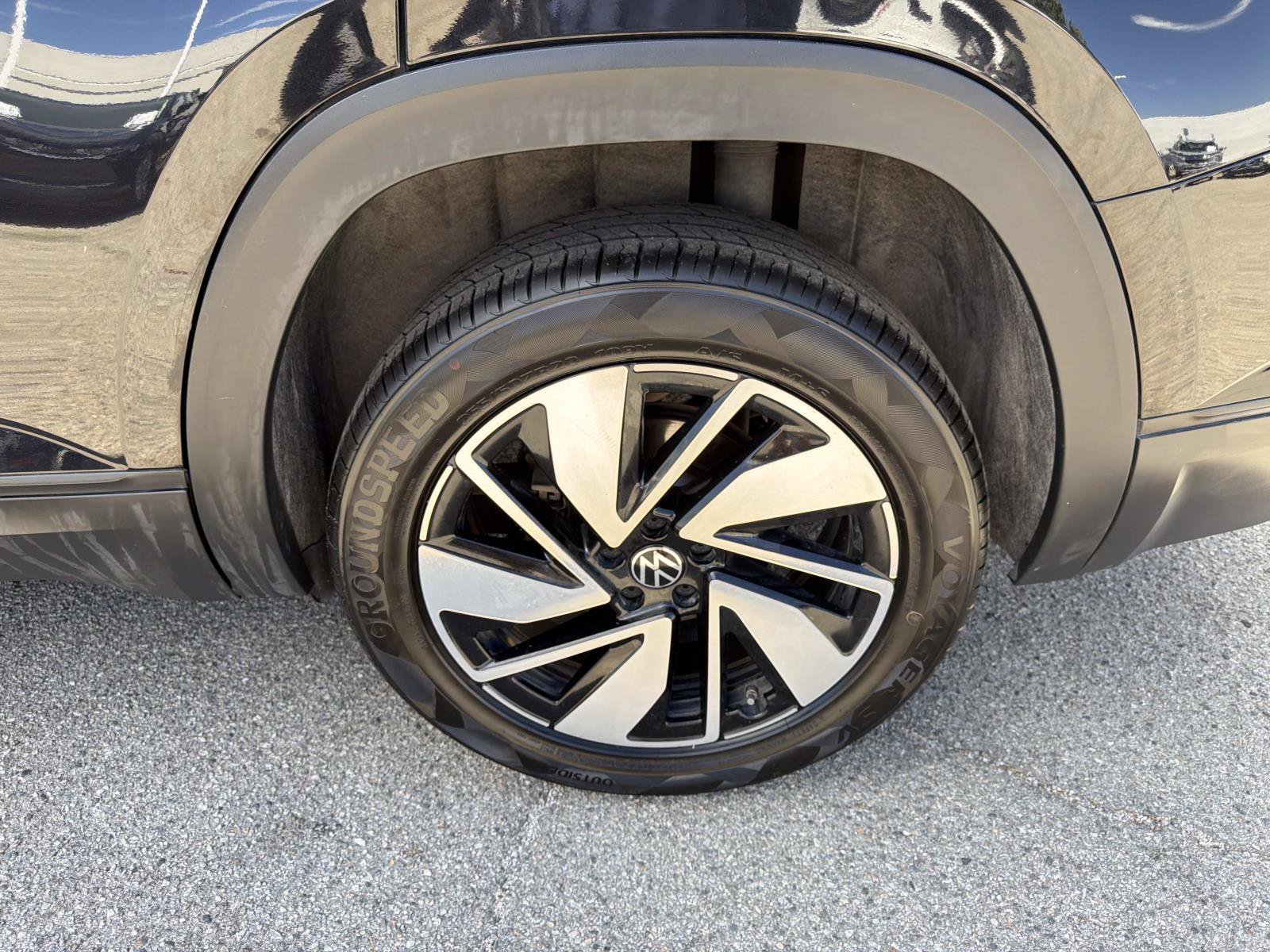 Used 2024 Volkswagen Atlas SE FWD image 6