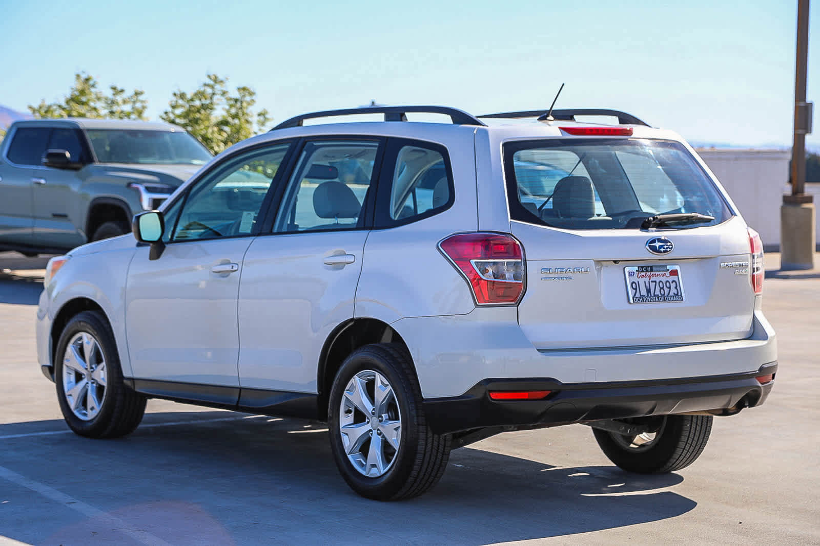 Used 2015 Subaru Forester 2.5i w/ Alloy Wheel Package AWD/4WD image 7