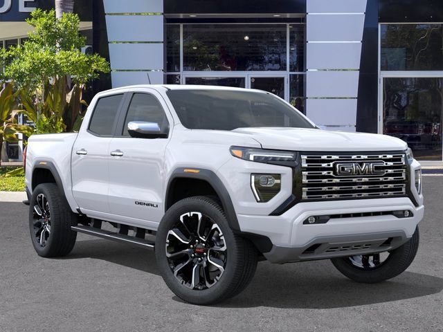 New 2026 GMC Canyon Denali w/ LPO, Black Badging Package AWD/4WD image 7