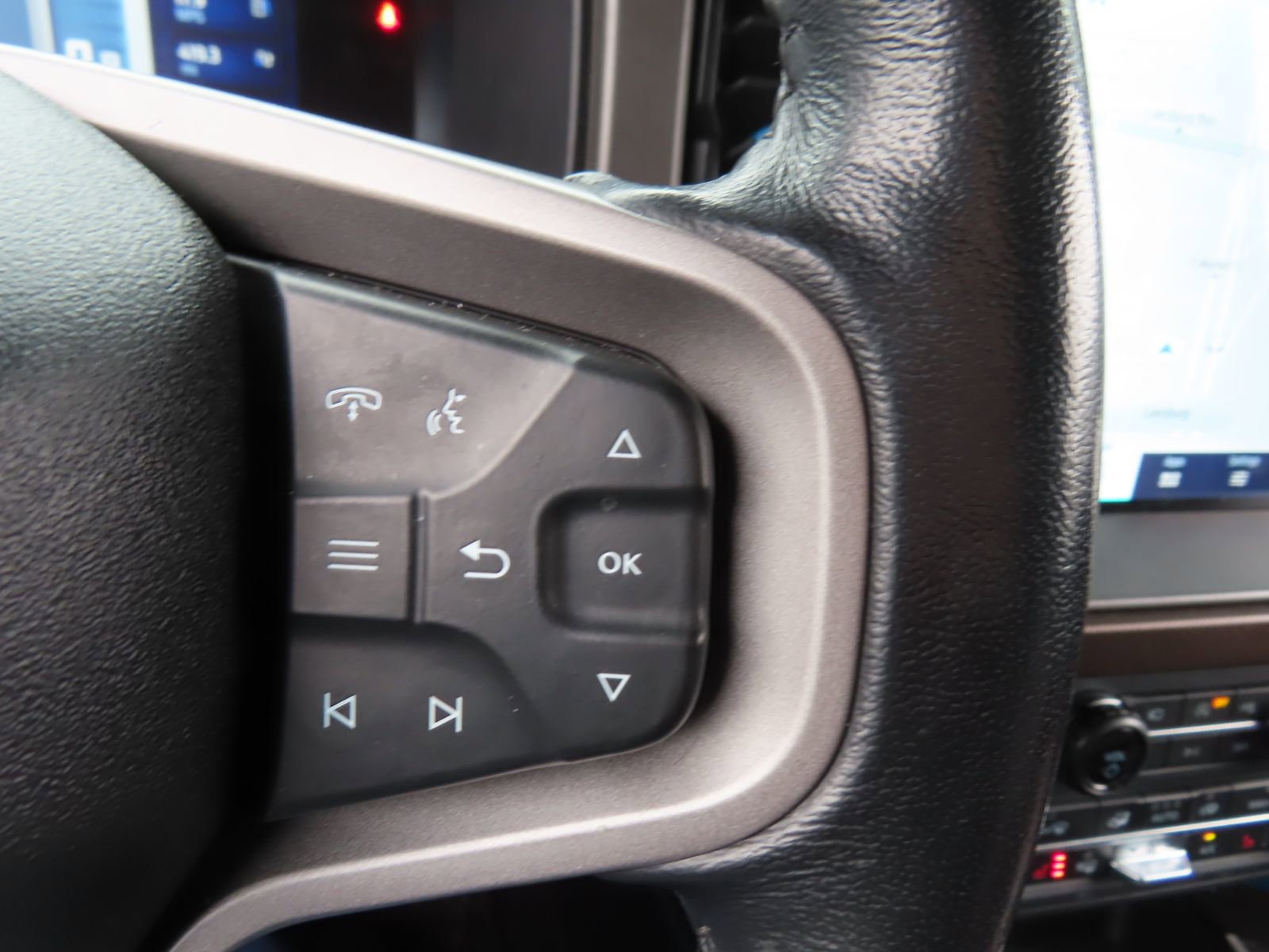 Used 2022 Ford Bronco Outer Banks image 24