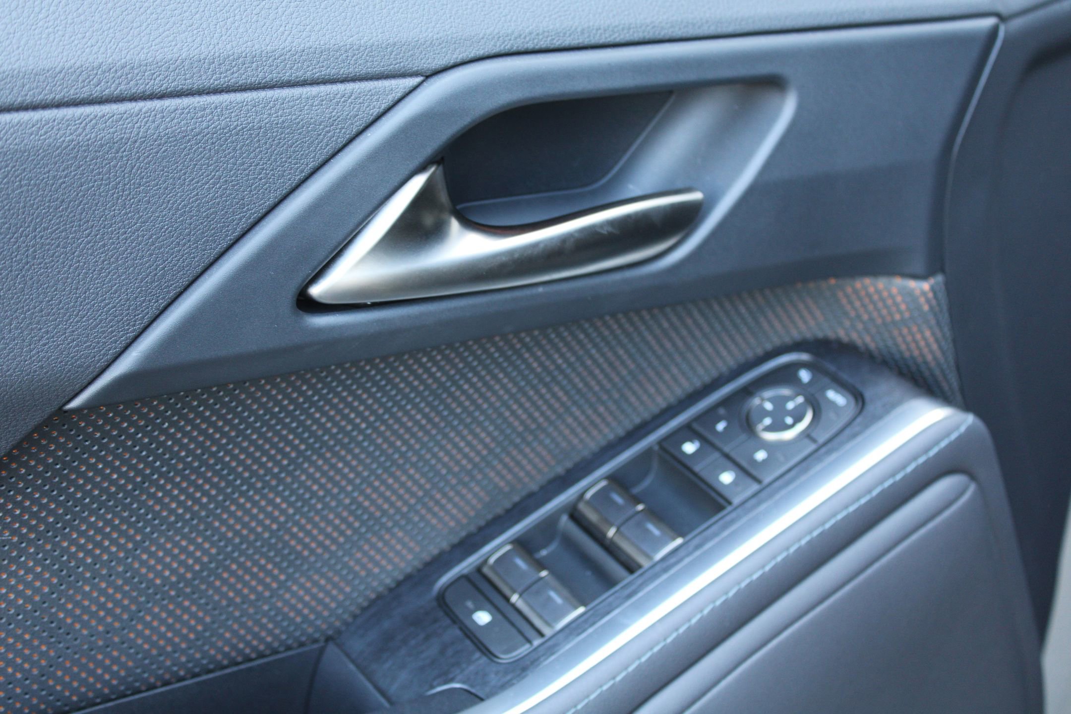 Used 2024 Lexus GX 550 image 11