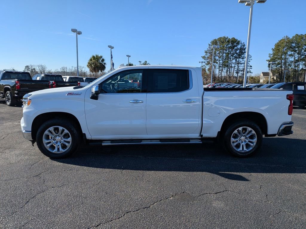 Used 2025 Chevrolet Silverado 1500 LTZ AWD/4WD image 10