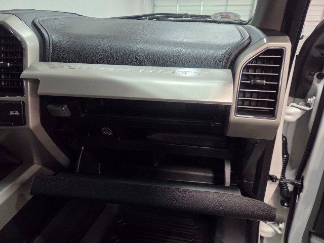 Used 2020 Ford F450 Lariat w/ Lariat Ultimate Package image 38