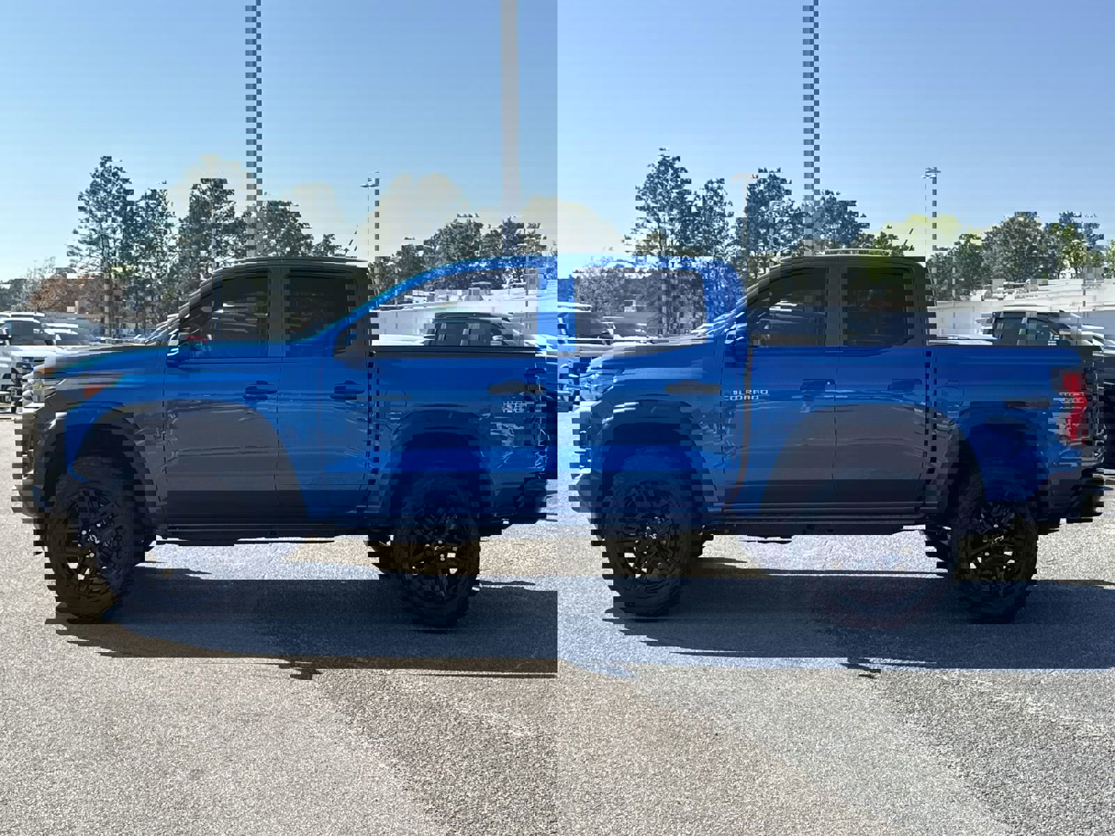 Used 2024 Chevrolet Colorado Trail Boss w/ Advanced Trailering Package image 7