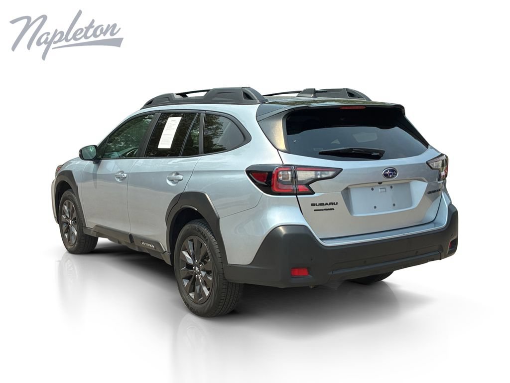 Used 2025 Subaru Outback Onyx Edition AWD/4WD image 3