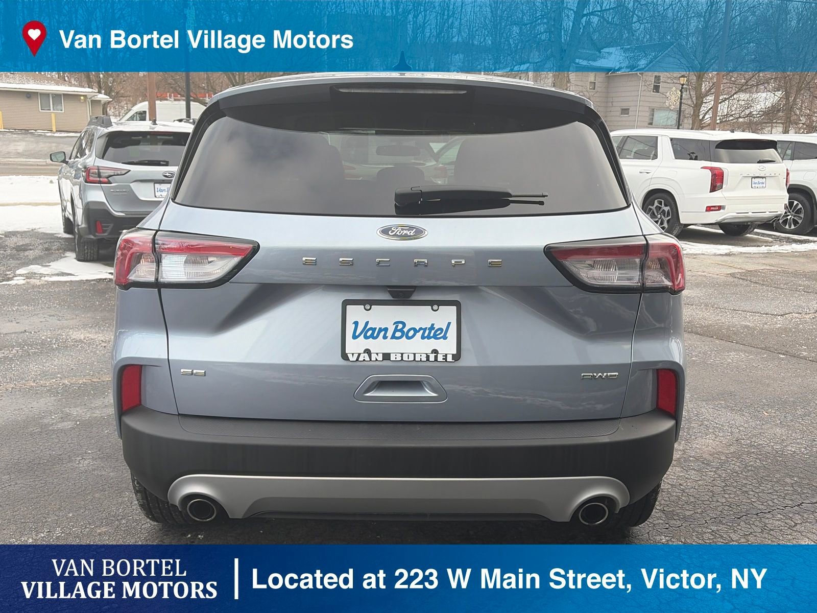 Used 2022 Ford Escape SE w/ Cold Weather Package image 6