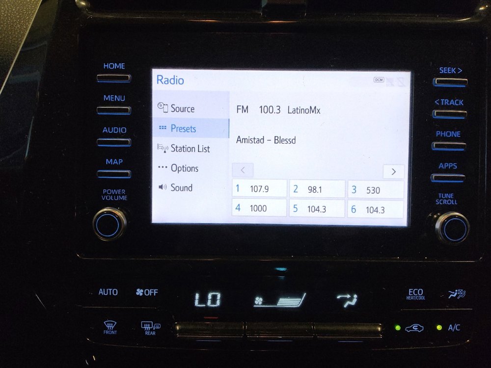 Used 2020 Toyota Prius LE image 25