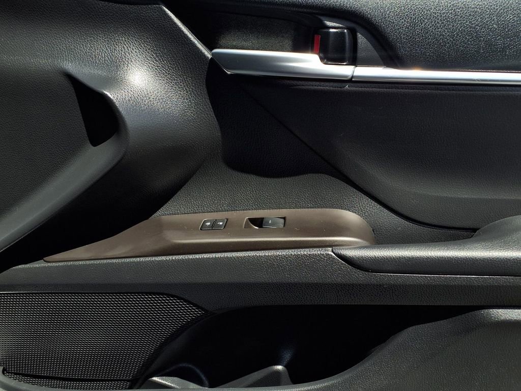 Certified 2024 Toyota Camry LE FWD image 25