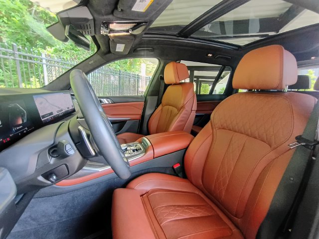 Used 2024 BMW X7 xDrive40i w/ Executive Package AWD/4WD image 34