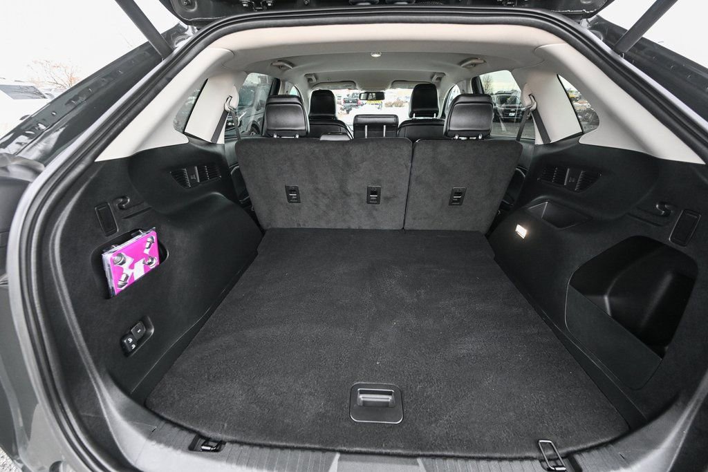 Certified 2024 Ford Edge SEL w/ Convenience Package image 13