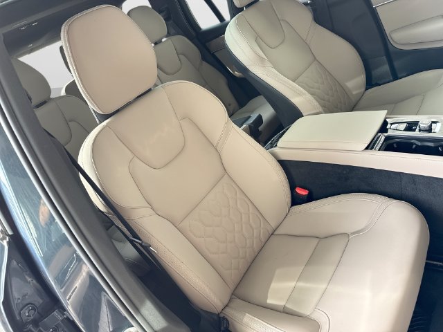 Certified 2026 Volvo XC90 B6 Plus AWD/4WD image 31