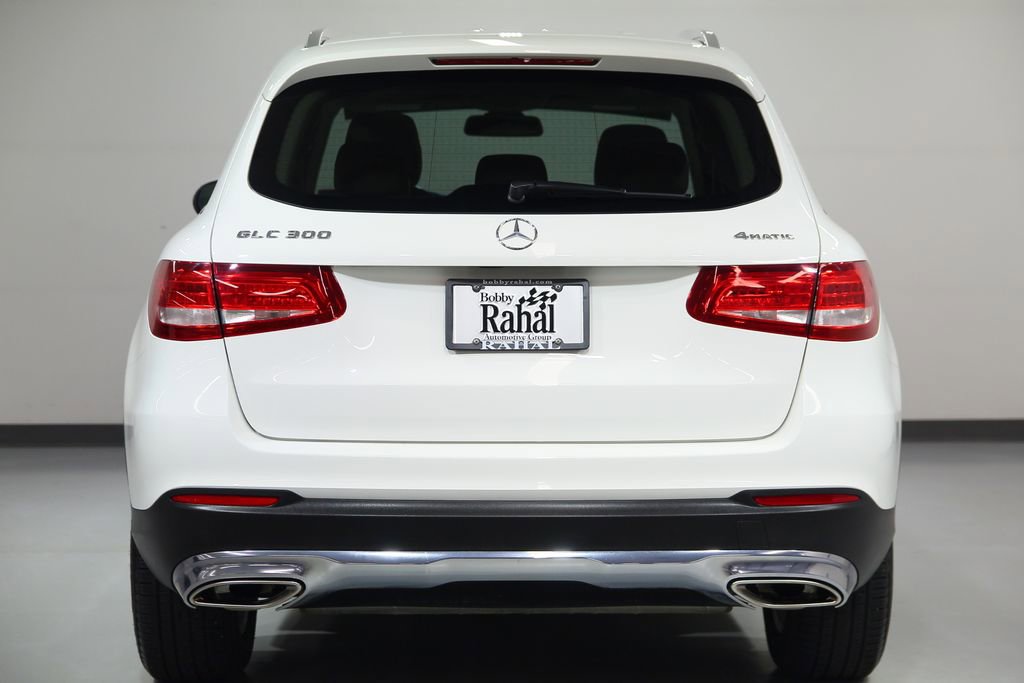 Used 2018 Mercedes-Benz GLC 300 4MATIC image 2
