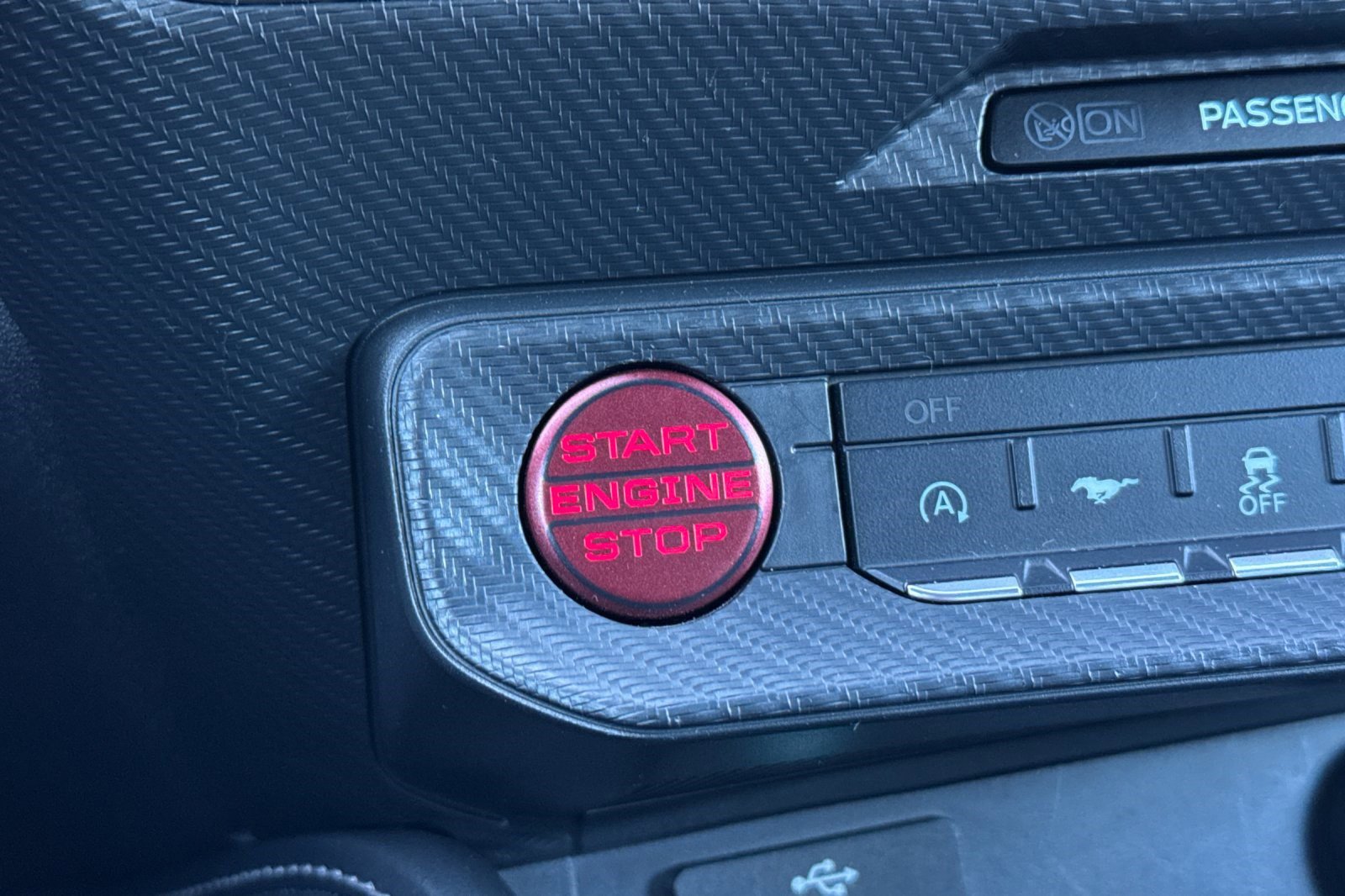 Used 2024 Ford Mustang Premium image 33