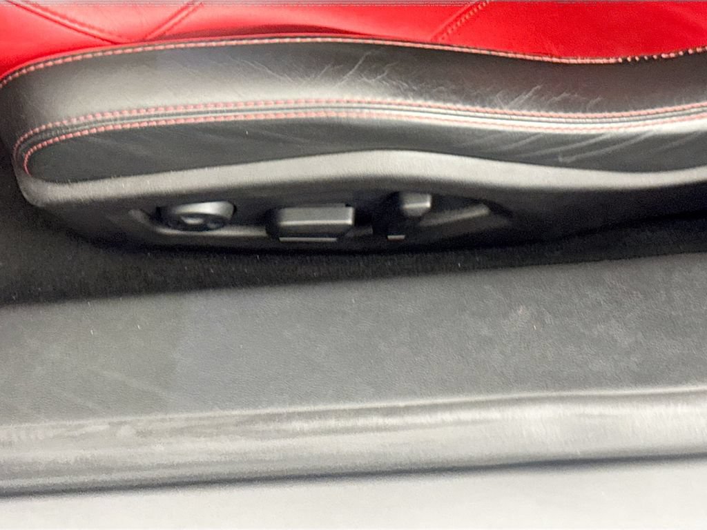 Used 2021 Lamborghini Huracan EVO RWD image 21
