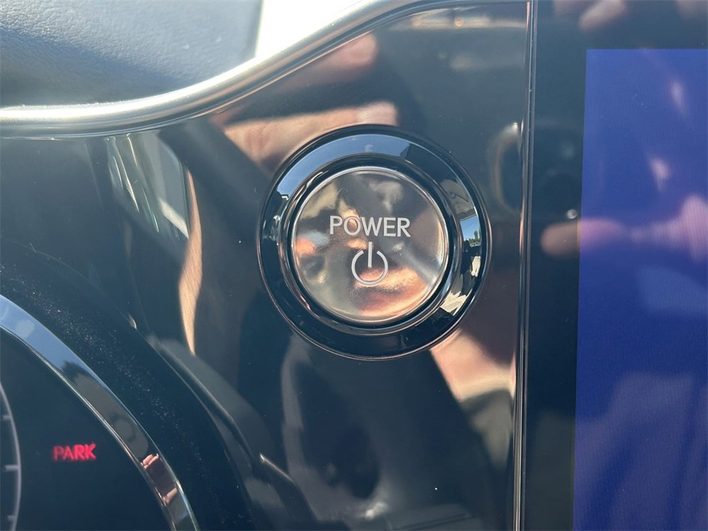 Used 2025 Lexus NX 300h AWD w/ Luxury Package image 31