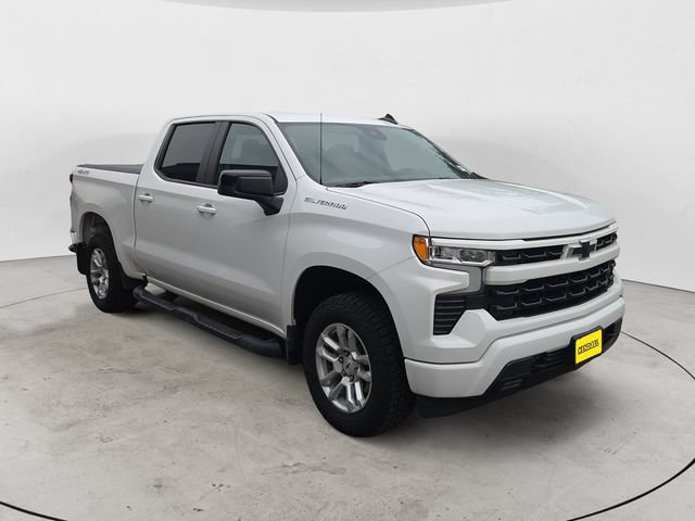Used 2024 Chevrolet Silverado 1500 RST AWD/4WD image 3