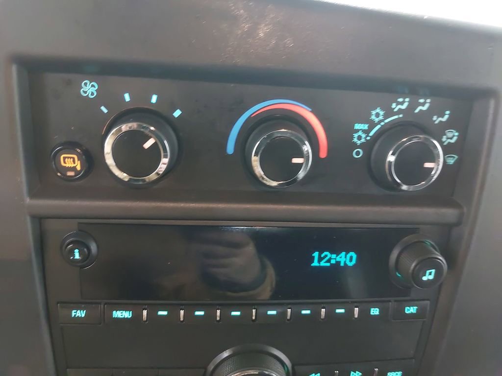 Used 2024 GMC Savana 2500 w/ Driver Convenience Package image 19