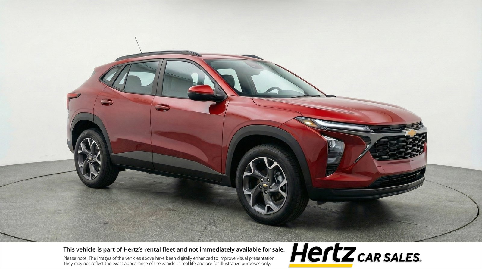 Used 2025 Chevrolet Trax LT image 1