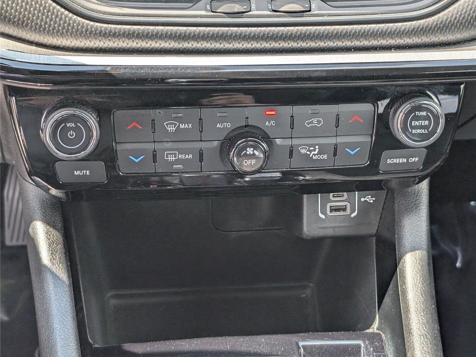 Used 2023 Jeep Compass Trailhawk AWD/4WD image 27