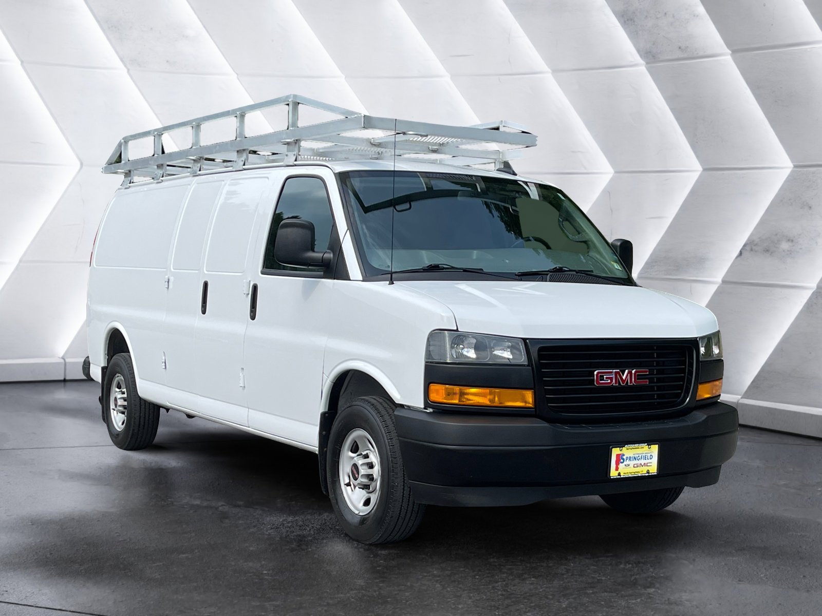 Certified 2023 GMC Savana 3500 Extended w/ Driver Convenience Package image 8