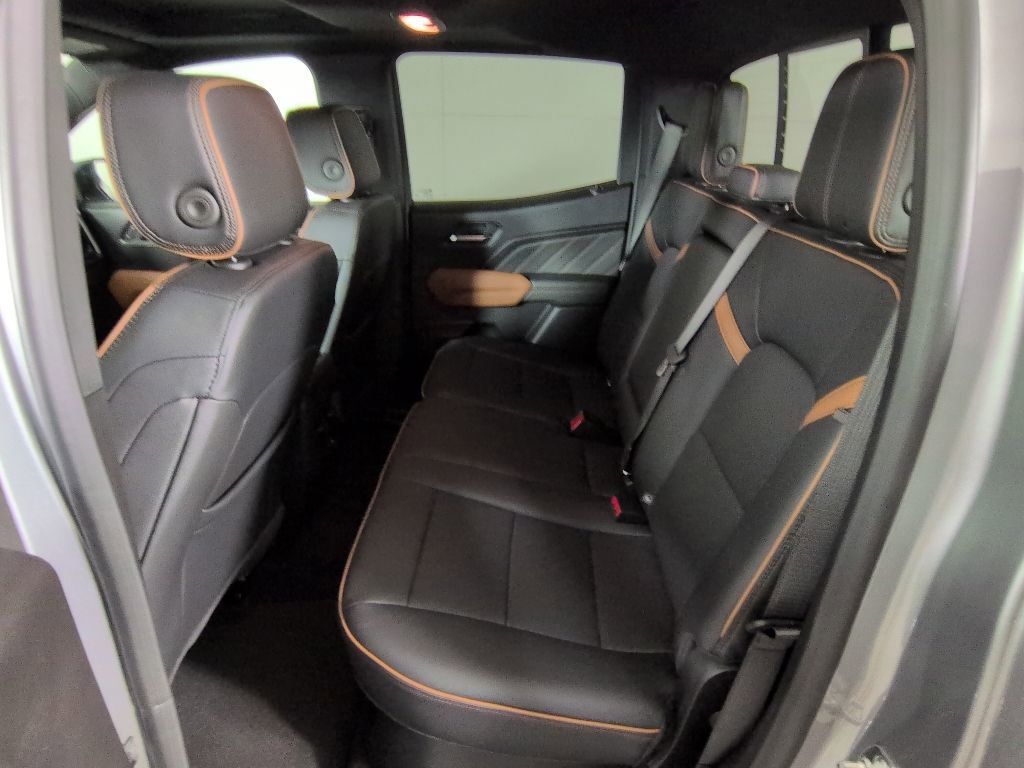 New 2026 GMC Canyon AT4 w/ Technology Plus Package AWD/4WD image 21