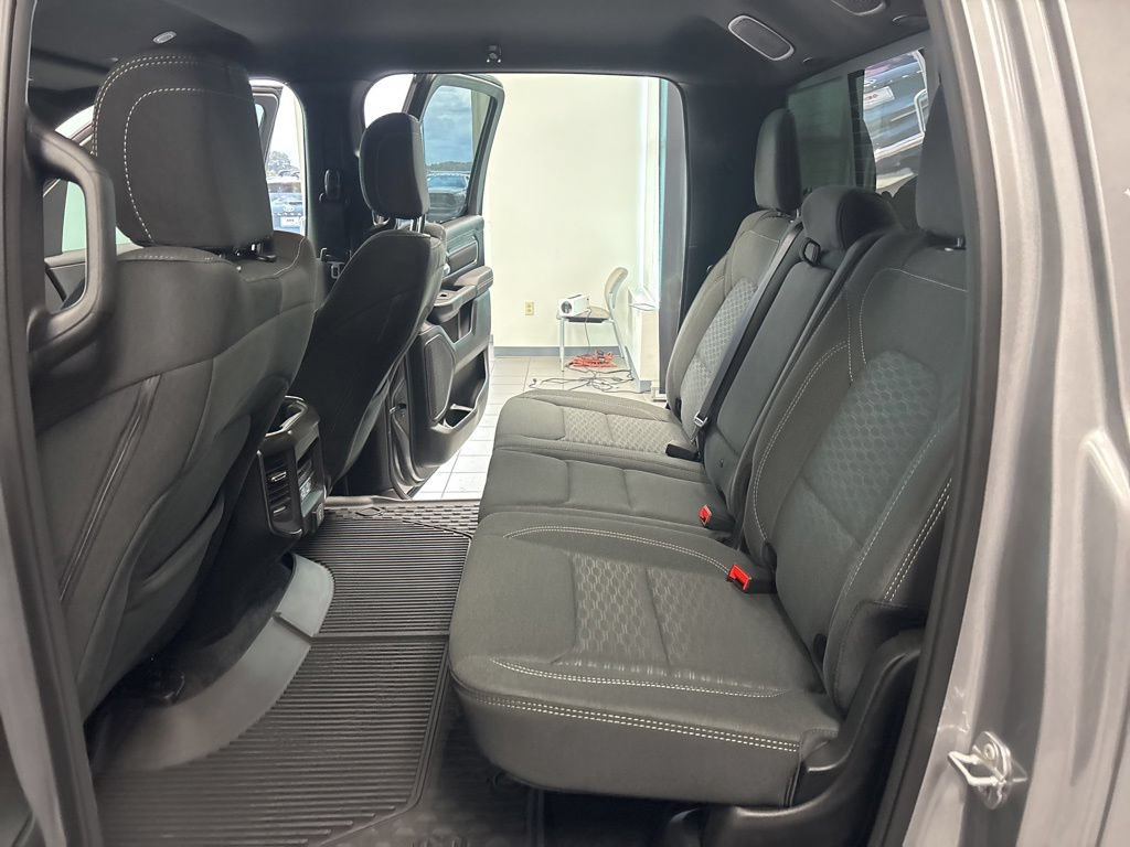 Used 2025 RAM 1500 Big Horn AWD/4WD image 35