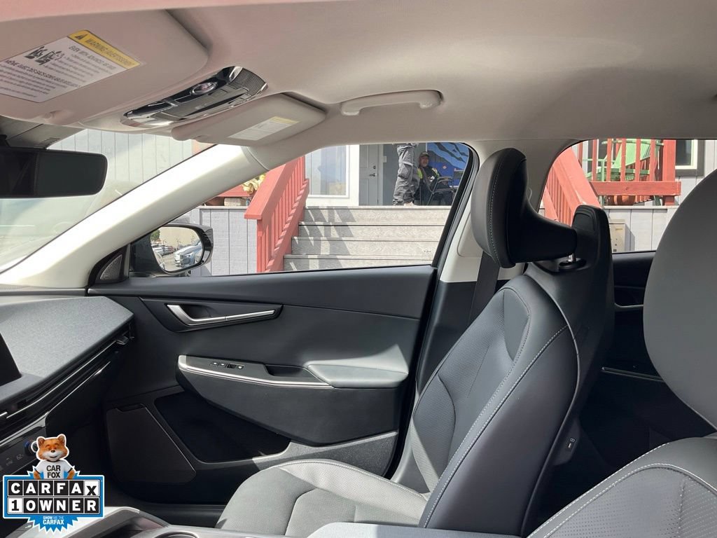 Used 2024 Kia EV6 Wind RWD image 21