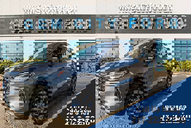 Used 2025 Ford Escape ST-Line w/ Cold Weather Package image 1