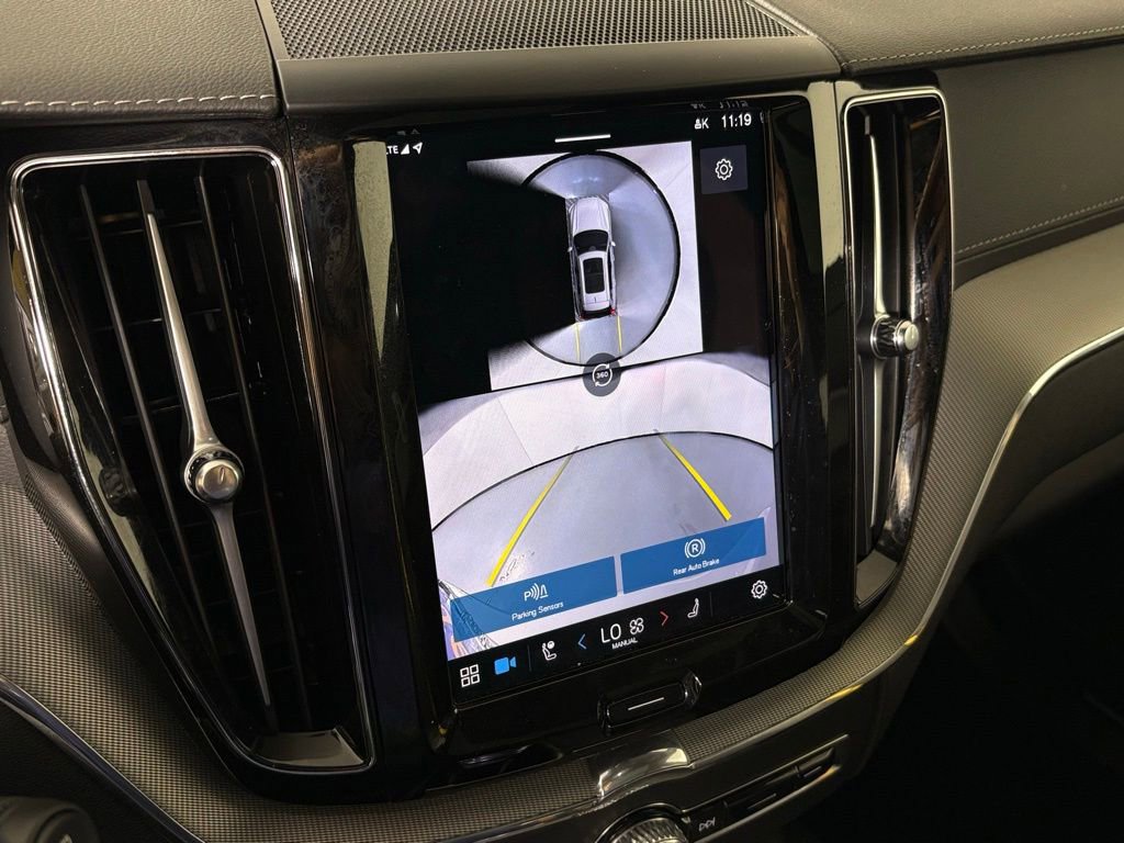 Used 2025 Volvo XC60 T8 Polestar image 27