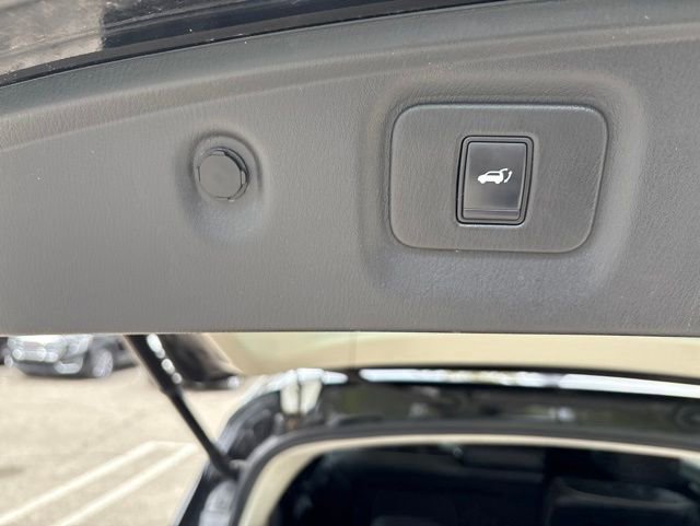 Used 2019 INFINITI QX60 Luxe w/ Sensory Package AWD/4WD image 8