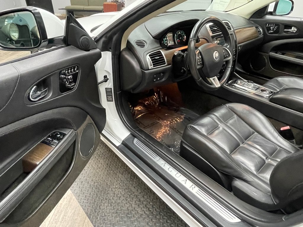 Used 2013 Jaguar XK Touring RWD image 23