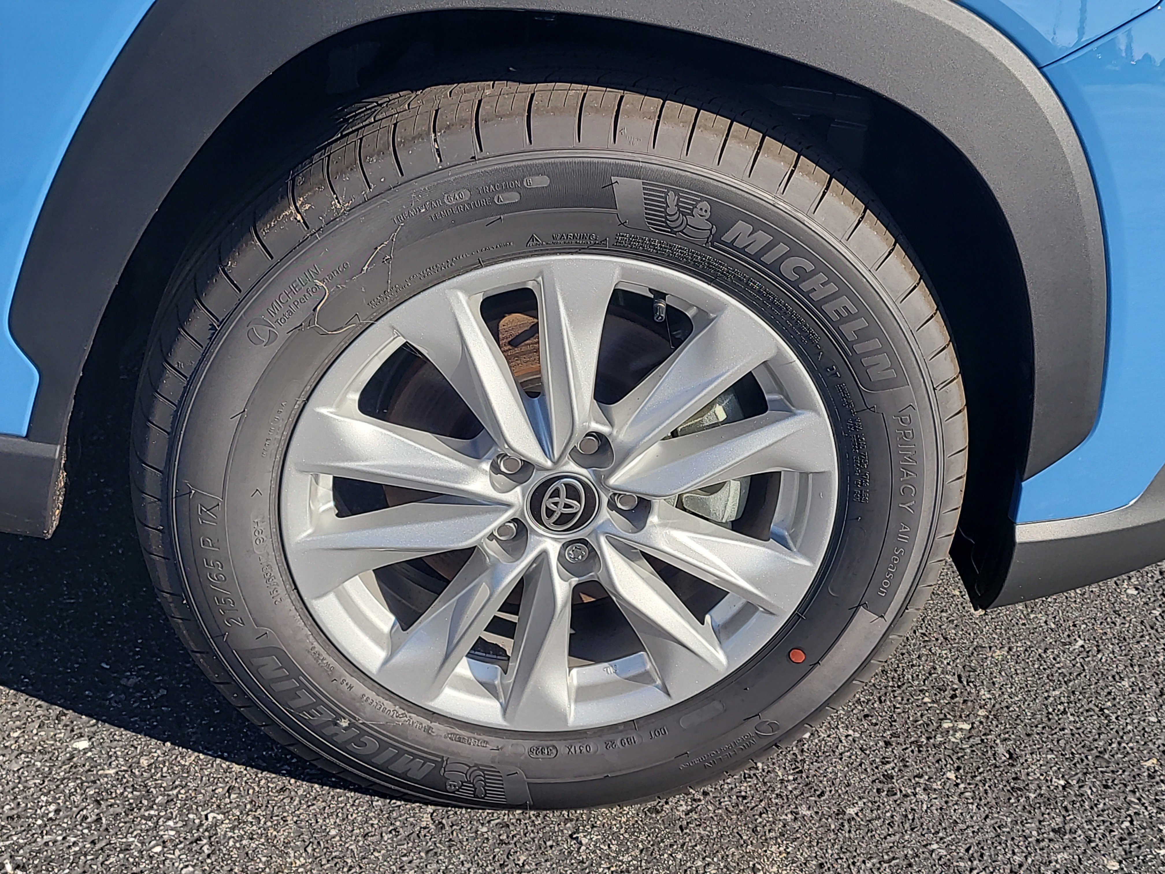 Certified 2026 Toyota Corolla Cross LE FWD image 10