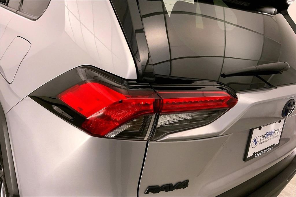 Used 2023 Toyota RAV4 XLE Premium image 28