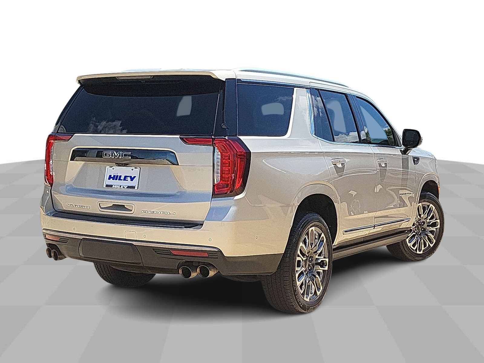 Used 2024 GMC Yukon Denali Ultimate AWD/4WD image 8
