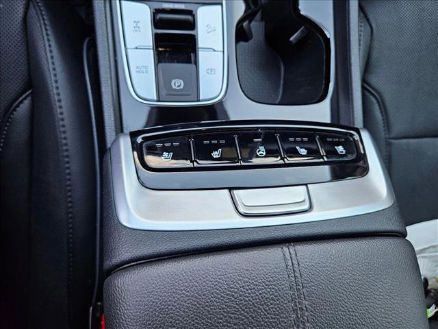 Certified 2024 Hyundai Santa Cruz Limited image 11