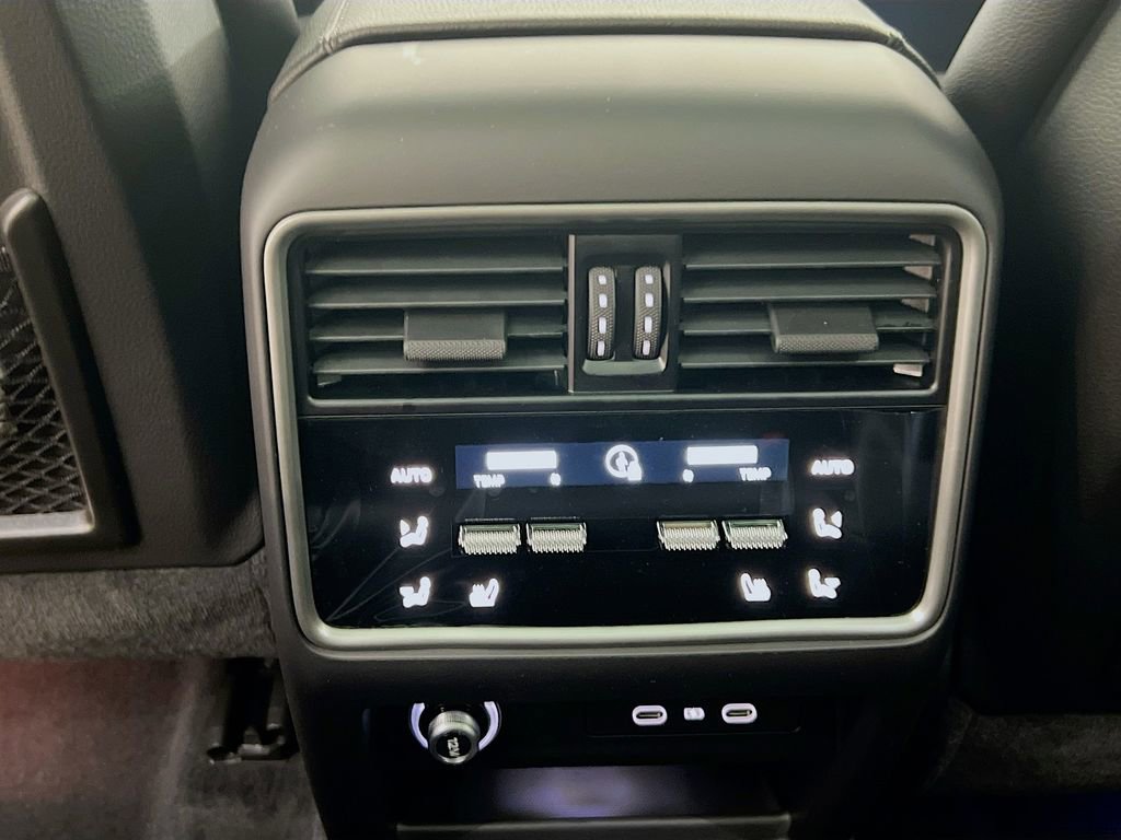 New 2026 Porsche Cayenne image 27