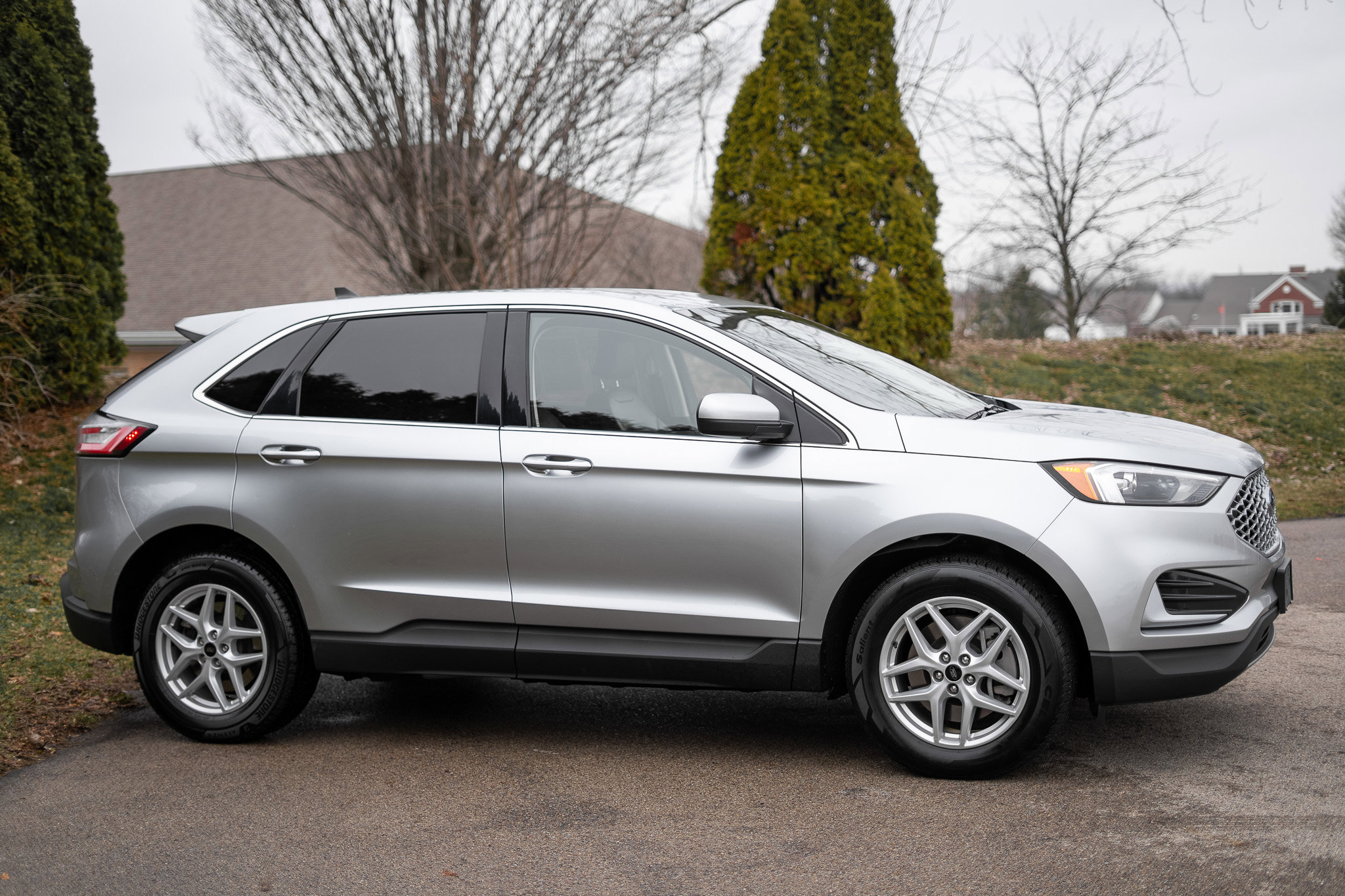 Used 2024 Ford Edge SEL image 4