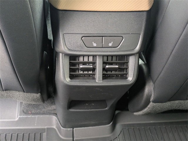 New 2026 Chevrolet Equinox ACTIV w/ Convenience Package III image 28