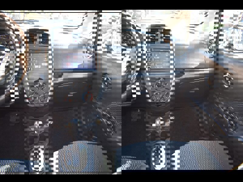 Used 2019 Nissan Versa Note SV image 30