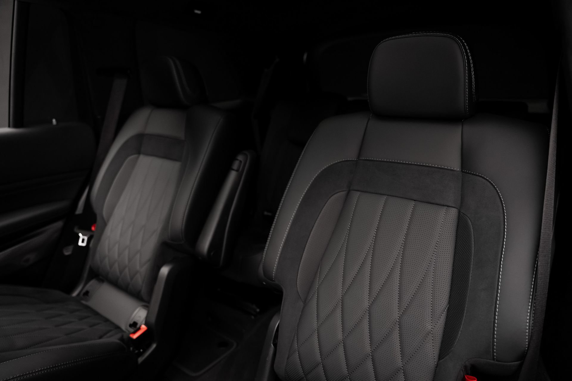 Used 2024 Mercedes-Benz GLS 63 AMG 4MATIC w/ AMG Night Package image 76