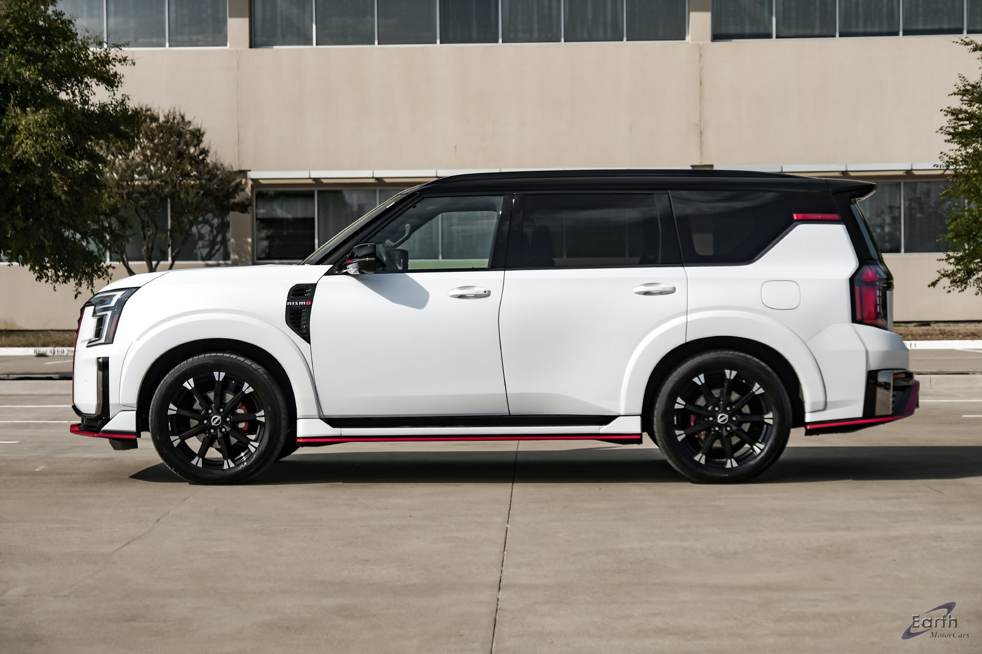 Used 2026 Nissan Armada NISMO AWD/4WD image 7