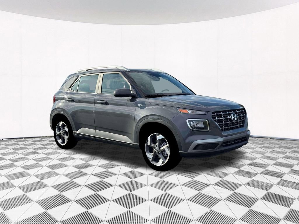 New 2026 Hyundai Venue SEL FWD image 16