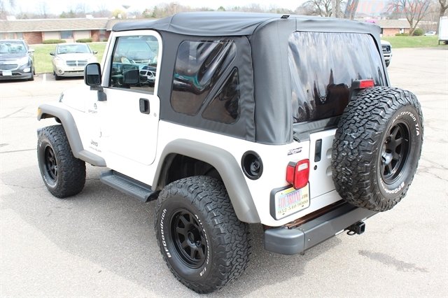 Used 2006 Jeep Wrangler Sport w/ 30" Tire & Wheel Group AWD/4WD image 22