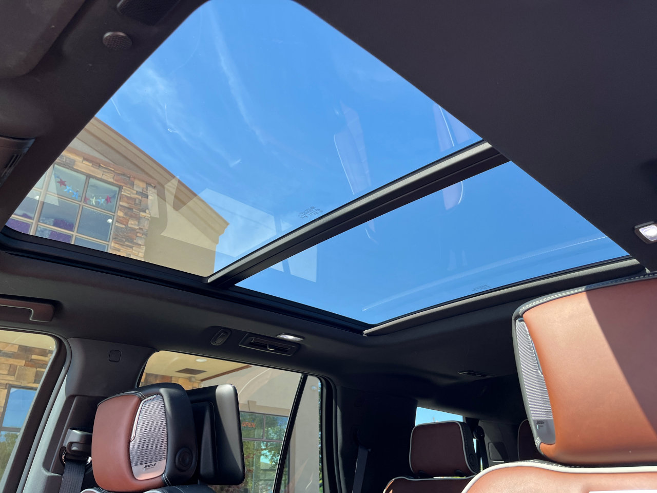 Used 2024 GMC Yukon Denali Ultimate image 29