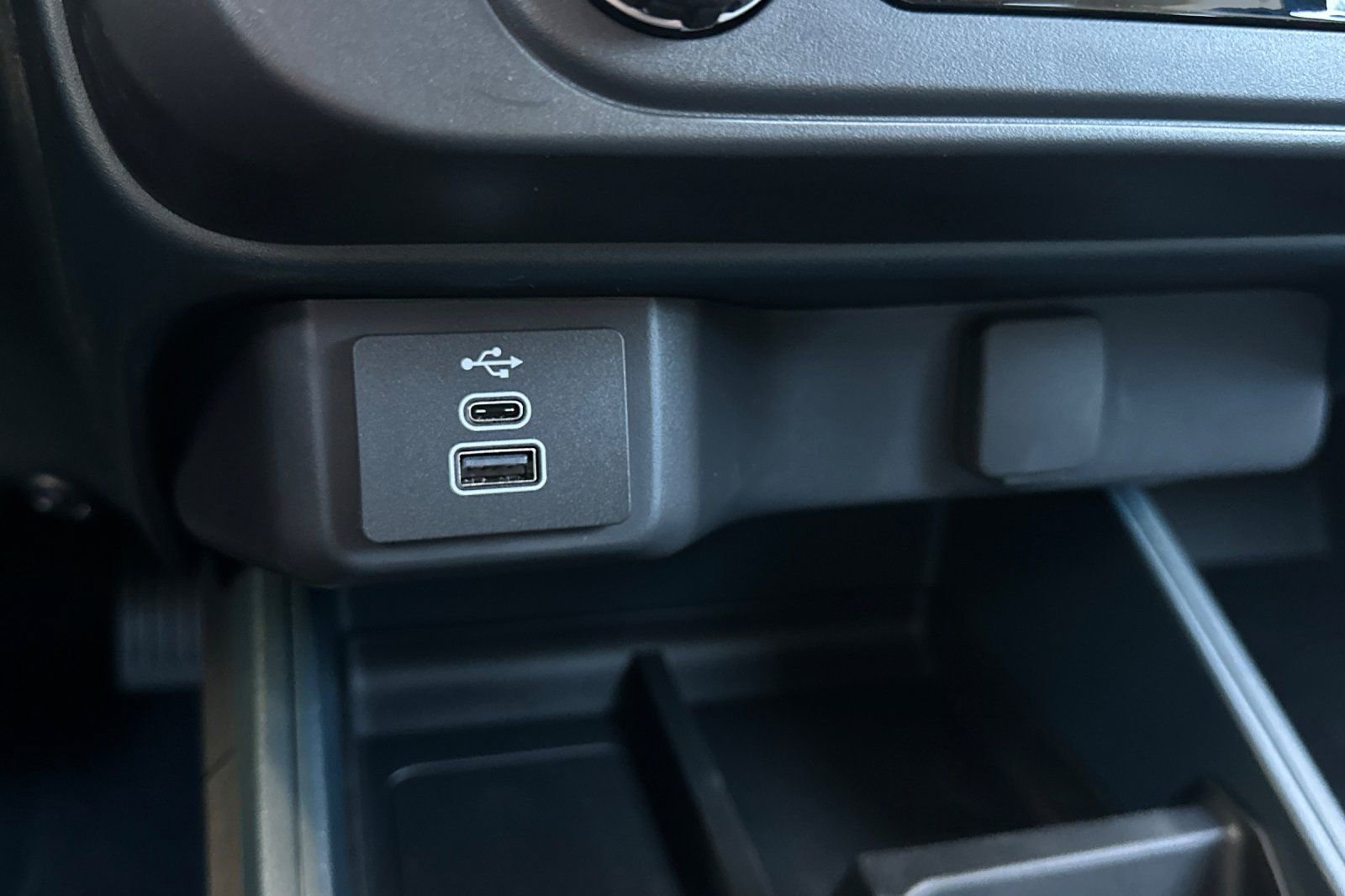 New 2026 Ford Maverick XL image 25