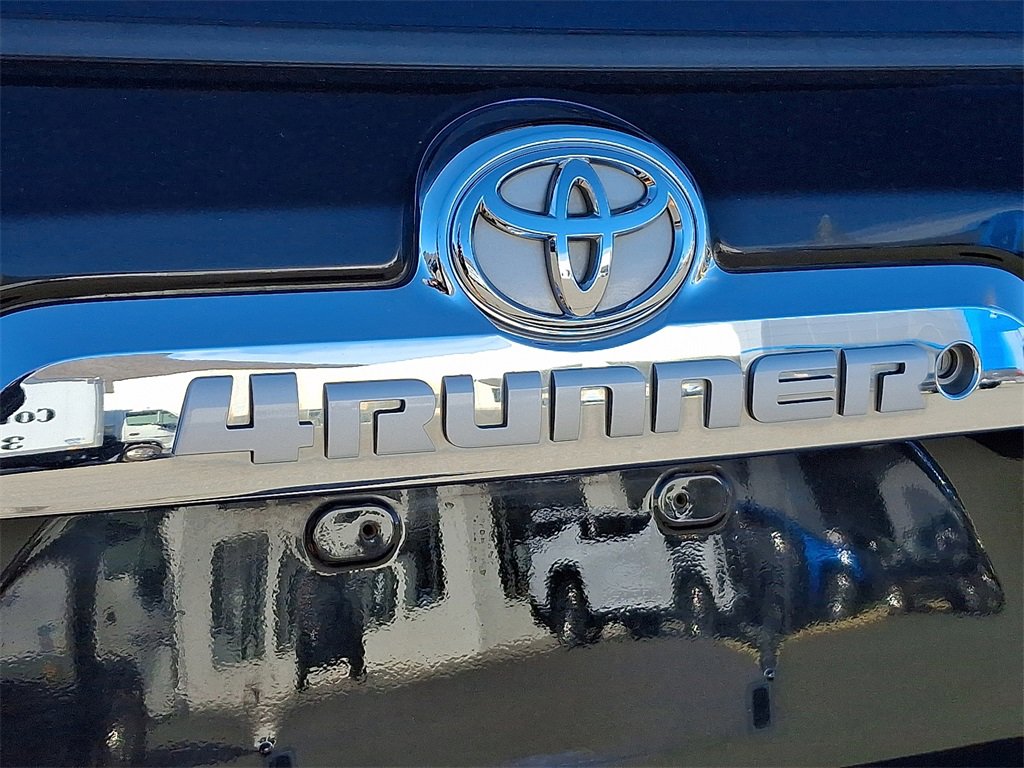 Used 2013 Toyota 4Runner SR5 image 30